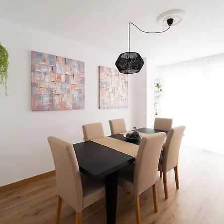 Apartamento Expoholidays - General Tamayo Parking Gratis *
