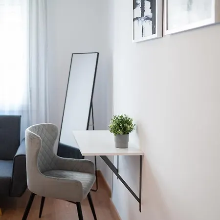 Expoholidays - General Tamayo Parking Gratis Apartamento *